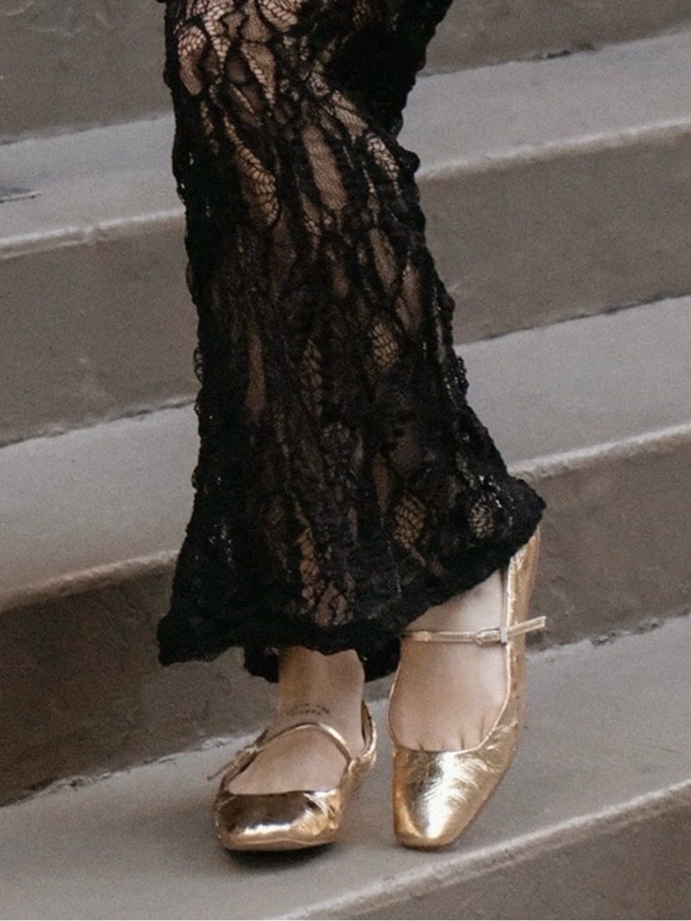Dolce Vita Gold Metallic Mary Jane Flats Shimmer Square Toe Ballerinas Sz 9 - Picture 9 of 11